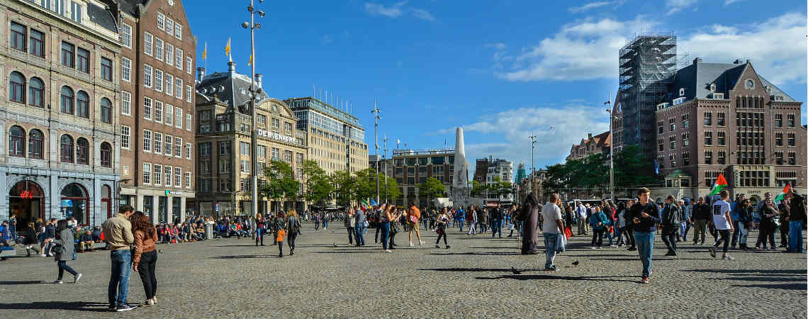 The Russians choose to study in Holland