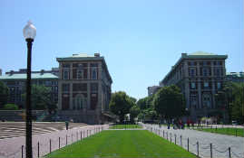 What is the difference between College and University in the United States
